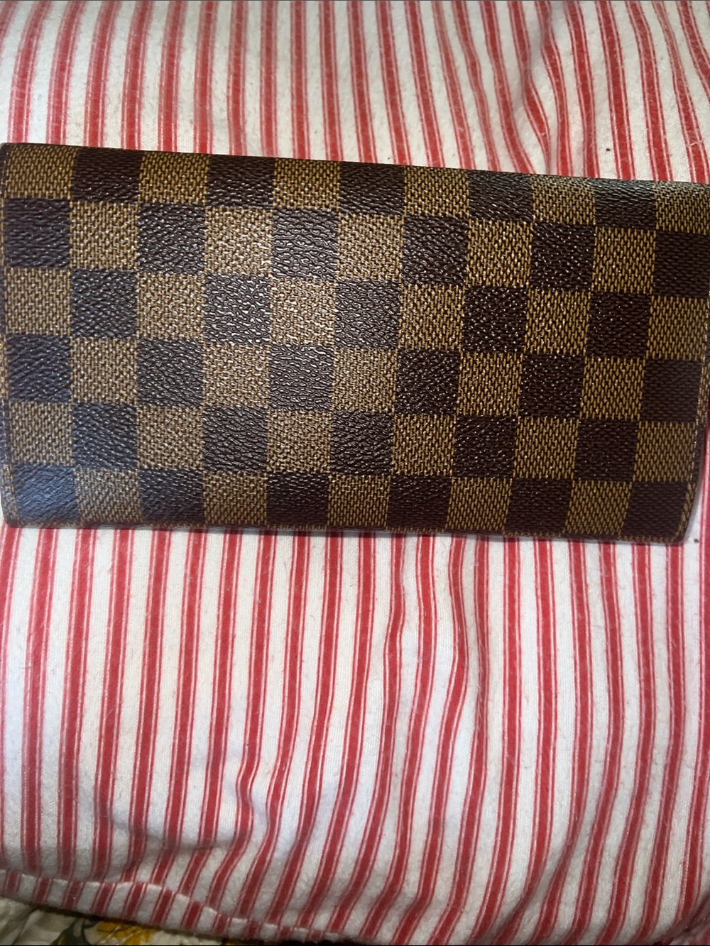 Louis Vuitton Damier Ebene Wallet with Red Snap - Picture 2 of 6